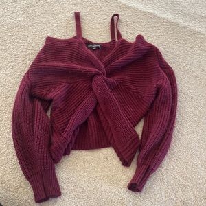 Maroon sweater